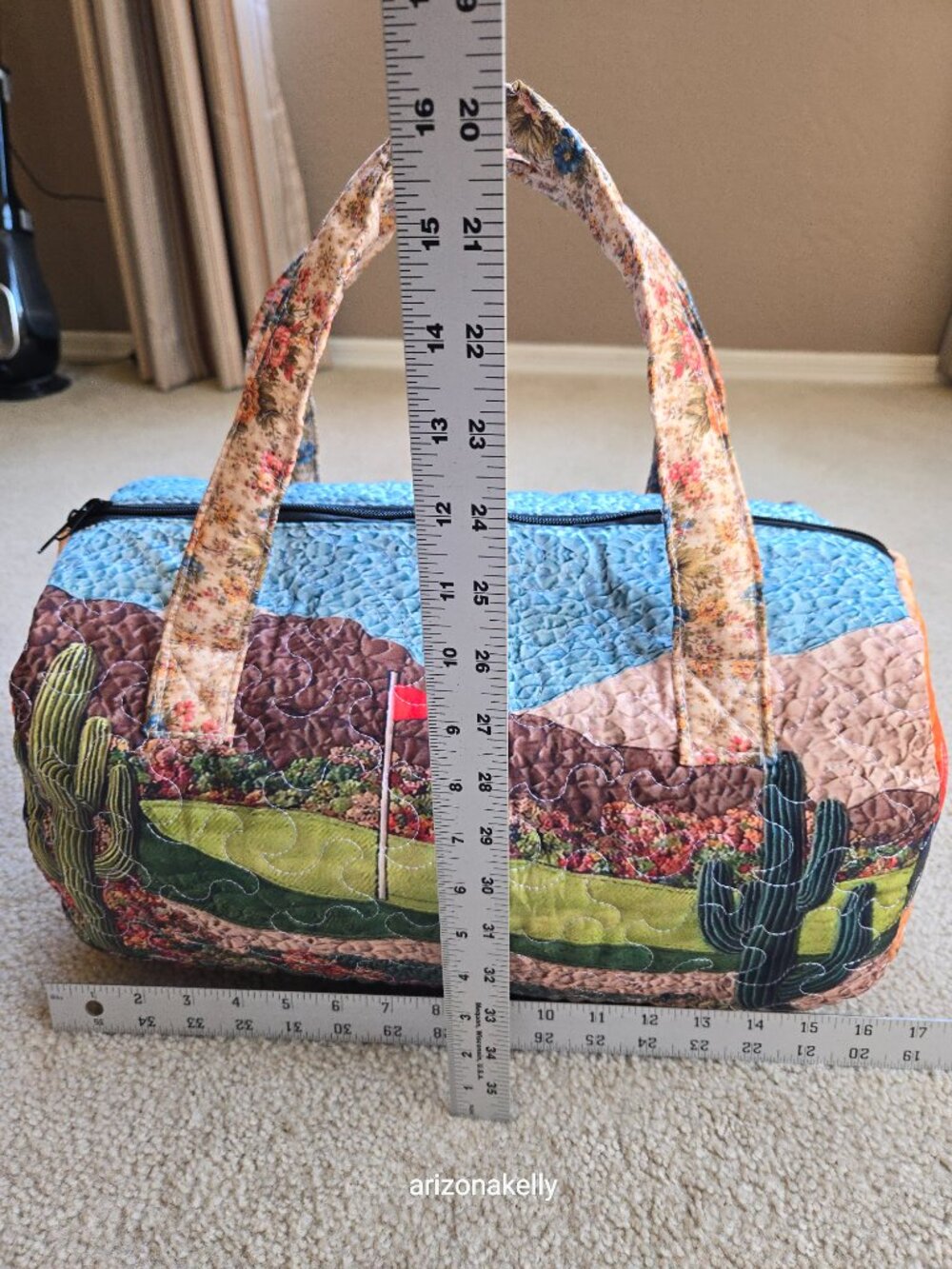 NWT Quilted Fabric Duffel Zippered Bag Cactus Desert Saguaro Arizona Southwest - Picture 4 of 12